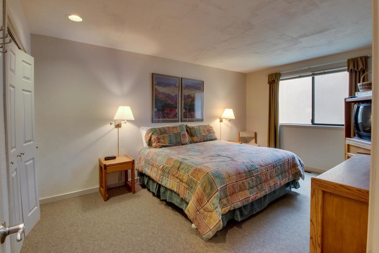 Lake Chelan Shores Room photo